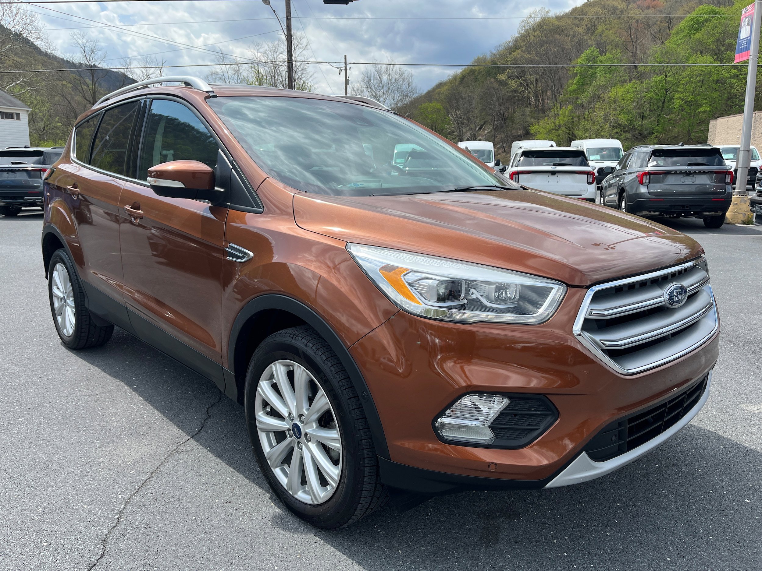 Certified 2017 Ford Escape Titanium w/ Equipment Group 301A image 3