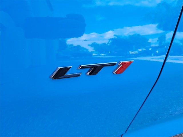 Used 2023 Chevrolet Camaro LT w/ RS Package image 3