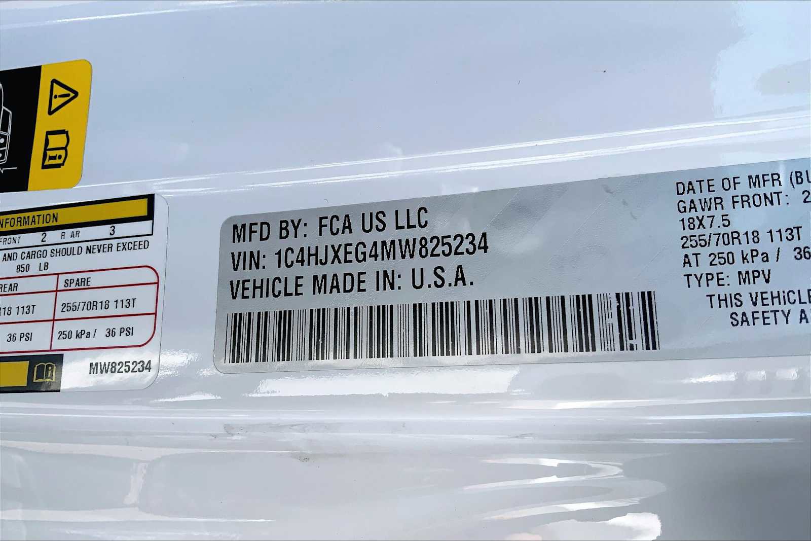 Used 2021 Jeep Wrangler Unlimited Sahara AWD/4WD image 33