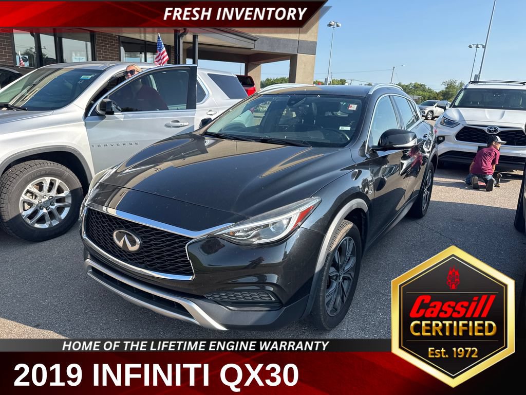Used 2019 INFINITI QX30 AWD image 1