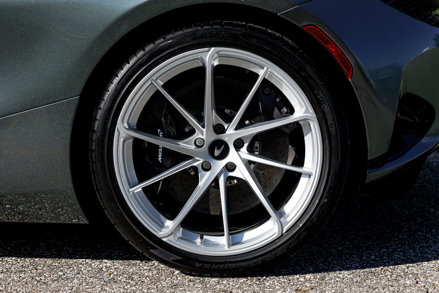 New 2027 McLaren 750S RWD image 30