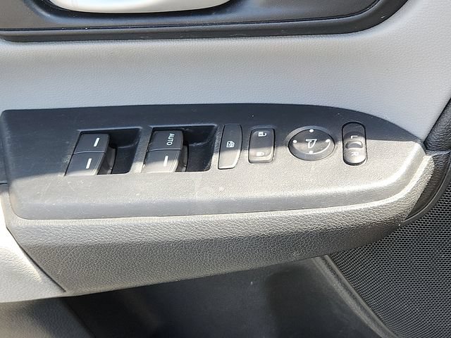 Used 2018 Honda CR-V LX image 25