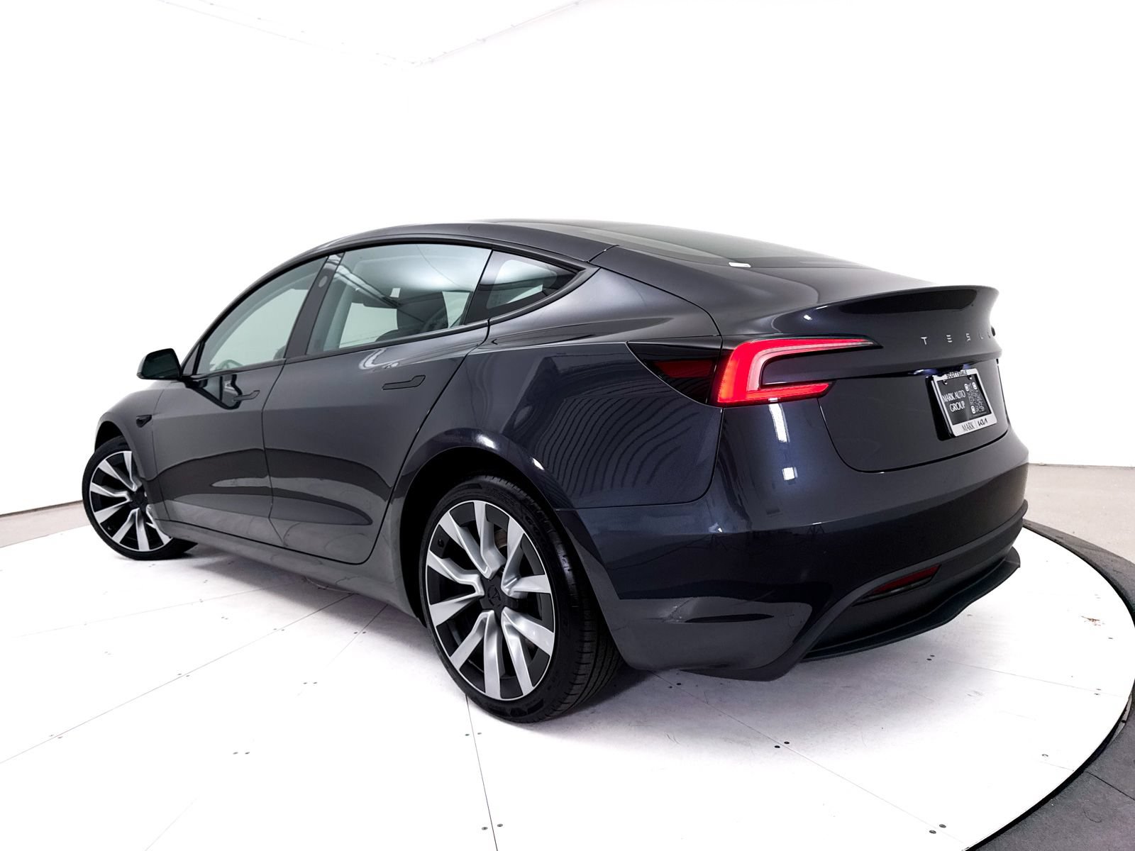 Used 2024 Tesla Model 3 Long Range RWD image 2
