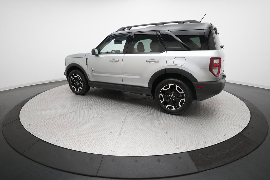 Used 2022 Ford Bronco Sport Outer Banks w/ Tech Package image 12