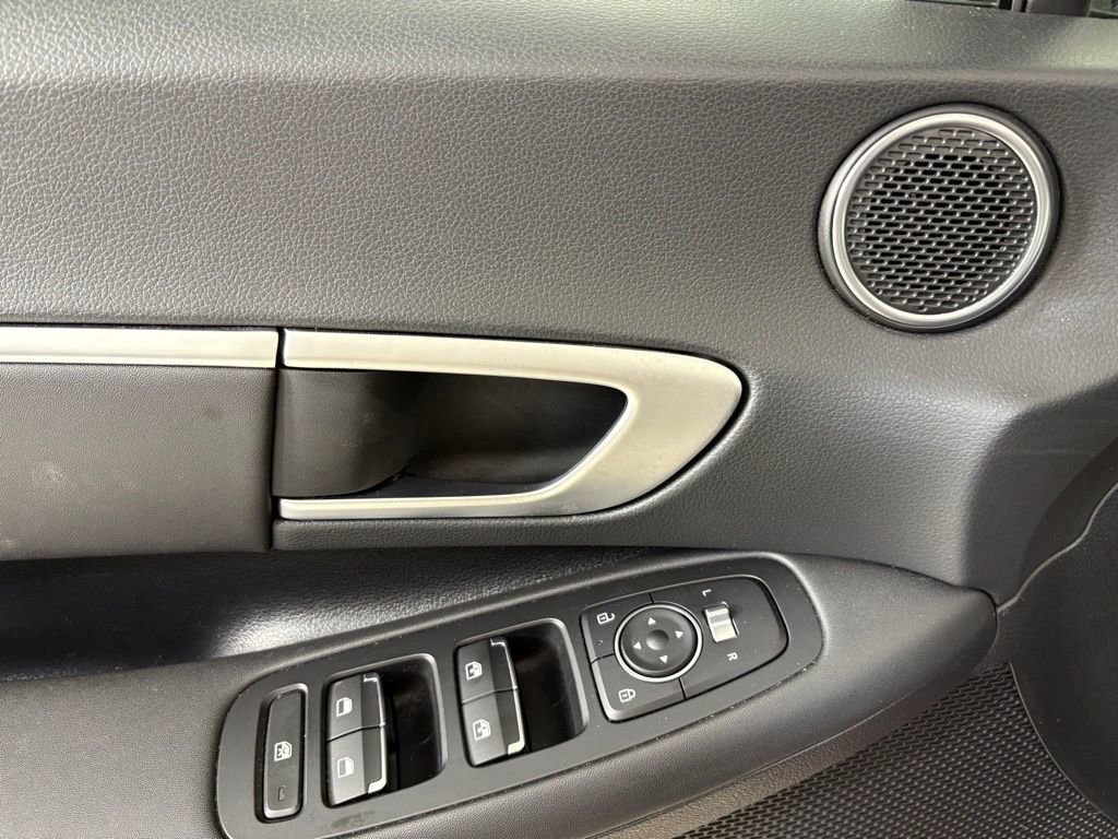 Used 2024 Hyundai Sonata SEL image 17