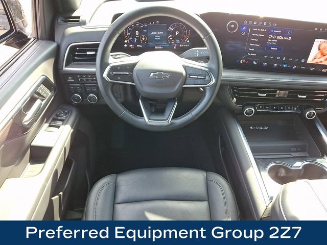 Used 2025 Chevrolet Tahoe Z71 AWD/4WD image 3
