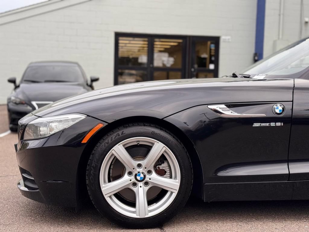 Used 2015 BMW Z4 sDrive28i RWD image 12