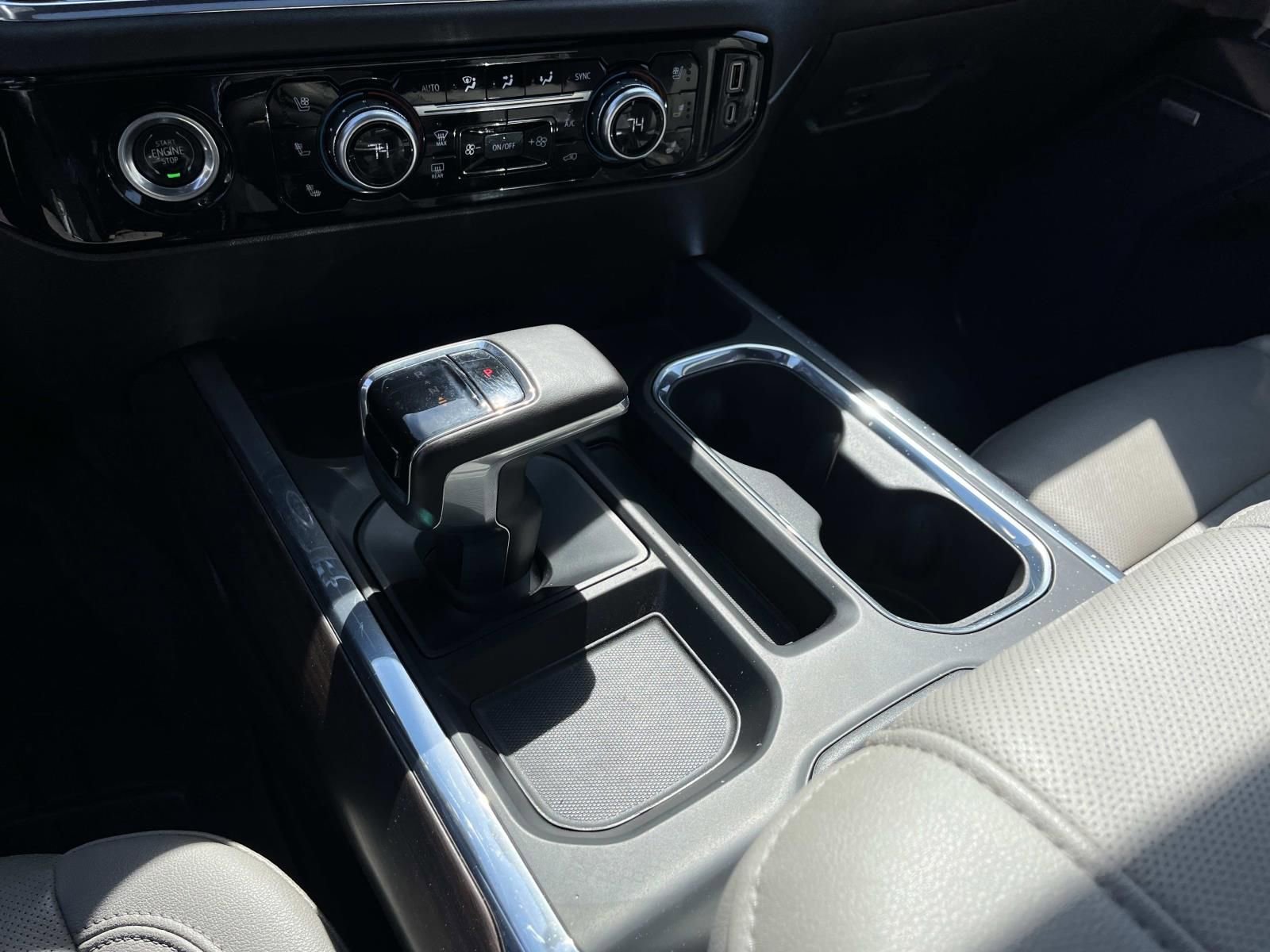 Used 2023 GMC Sierra 1500 SLT w/ SLT Premium Package AWD/4WD image 33