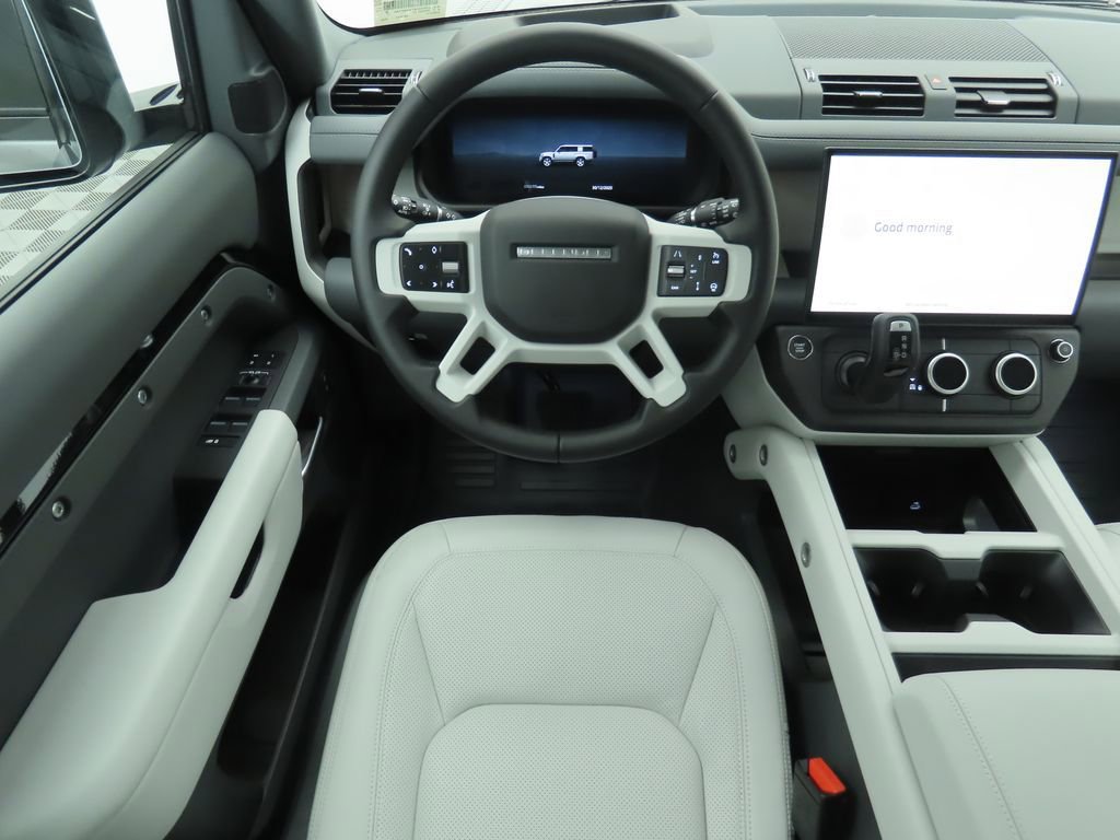 New 2026 Land Rover Defender 130 X-Dynamic SE image 10