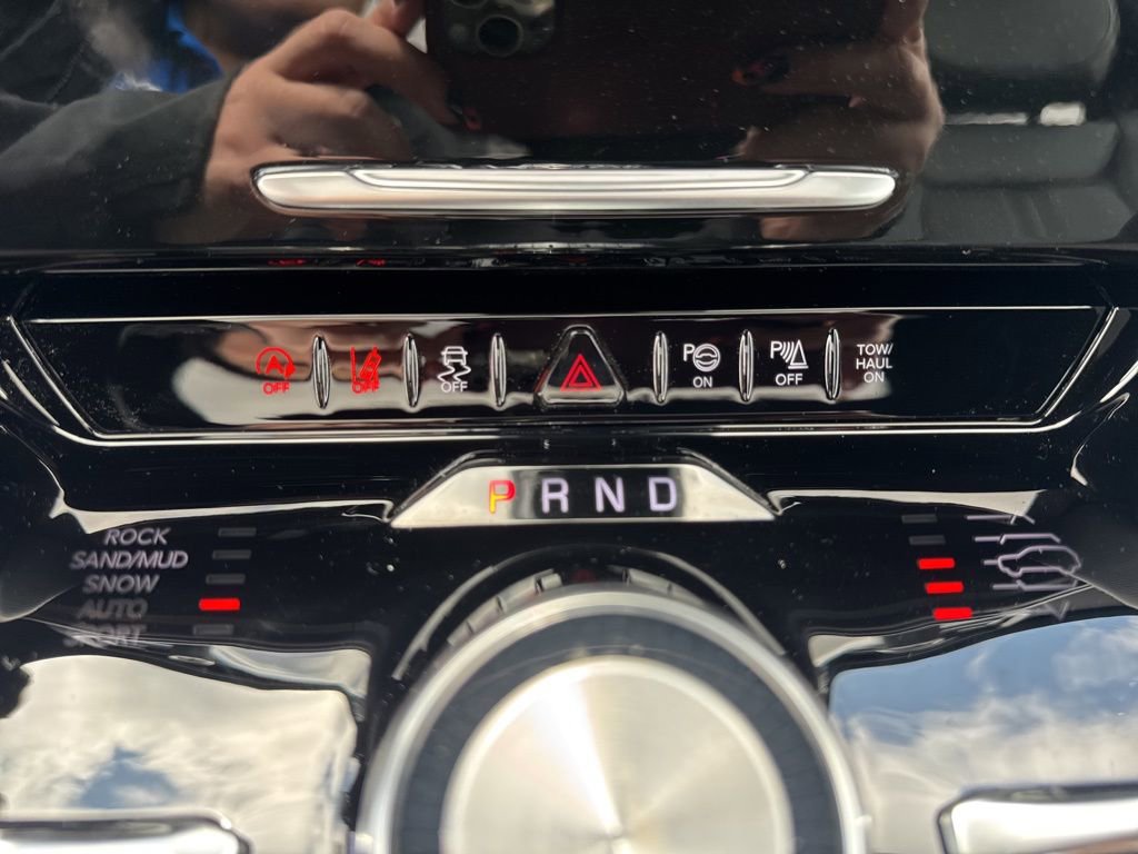 New 2026 Jeep Grand Wagoneer Limited AWD/4WD image 22