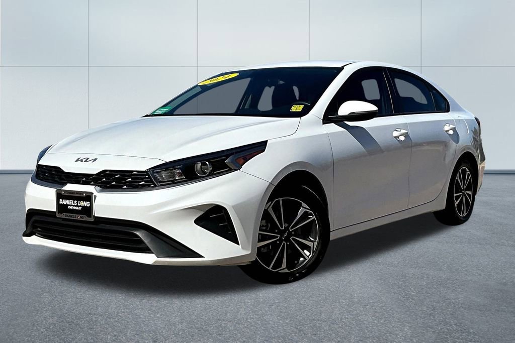 Used 2024 Kia Forte LXS w/ LXS Technology Package