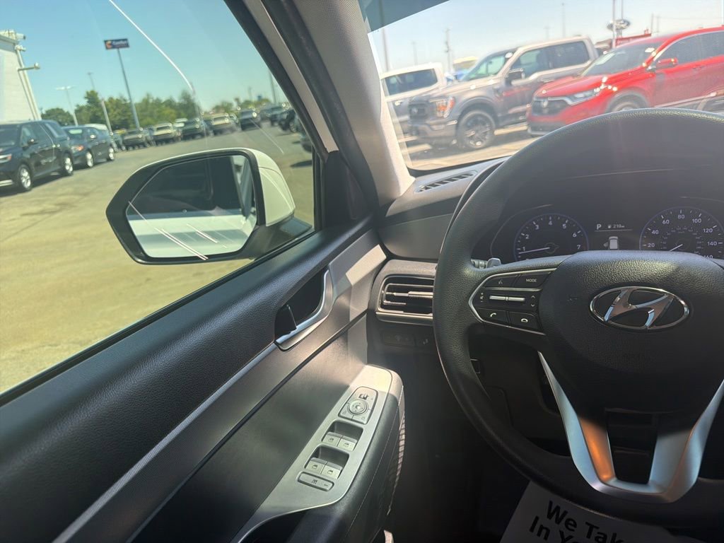 Used 2022 Hyundai Palisade SE AWD/4WD image 16