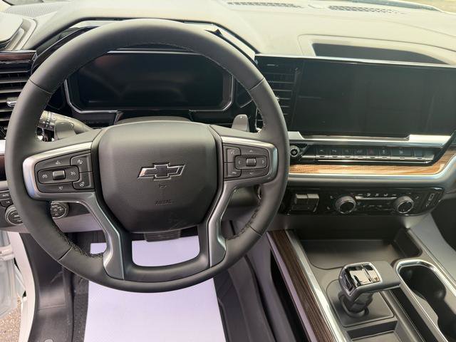 New 2026 Chevrolet Silverado 1500 RST w/ Redline Edition AWD/4WD image 15