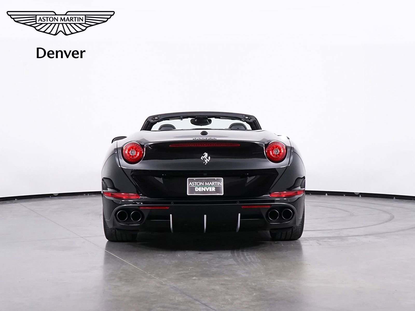 Used 2016 Ferrari California T image 7