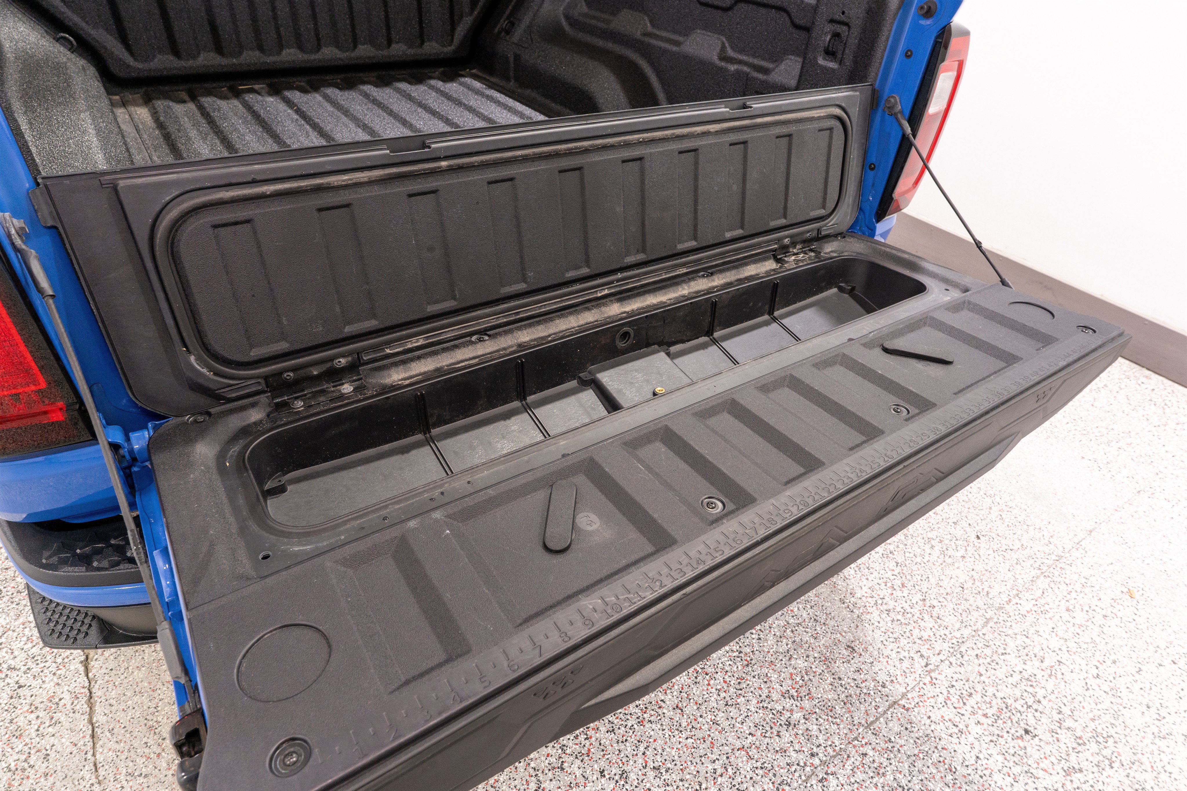 Used 2025 GMC Canyon Elevation w/ Convenience Package AWD/4WD image 12