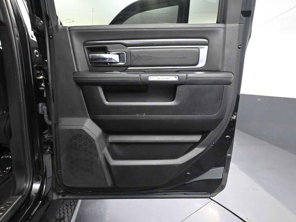Used 2016 RAM 2500 Limited image 46