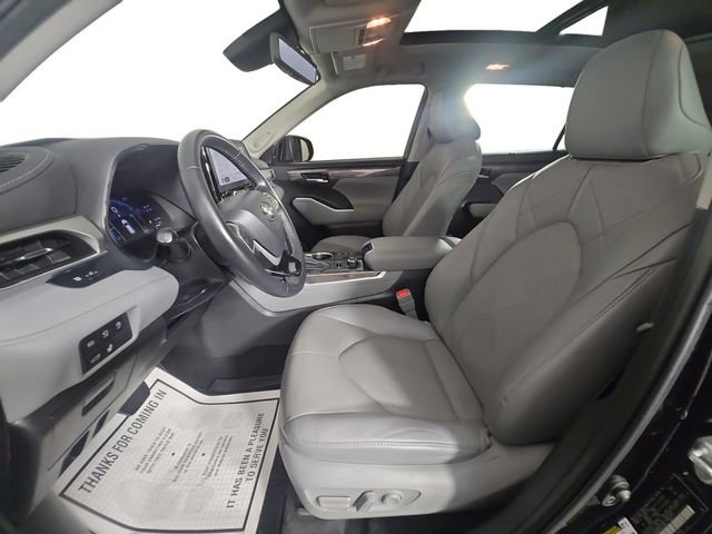 Used 2023 Toyota Highlander Platinum AWD/4WD image 9
