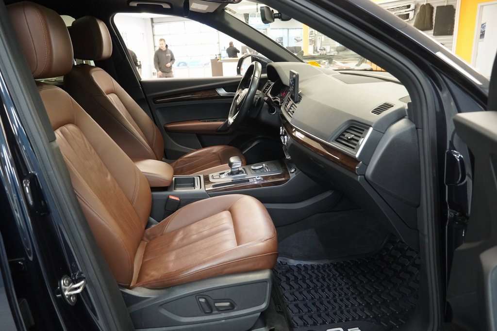 Used 2019 Audi Q5 2.0T Premium w/ Convenience Package image 33
