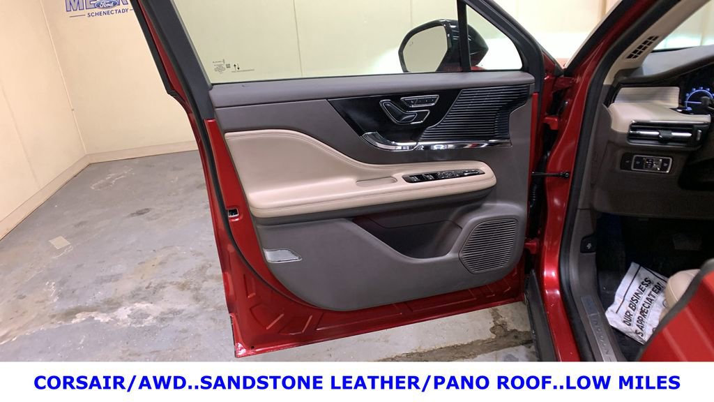 Used 2020 Lincoln Corsair AWD w/ Premium Package image 28