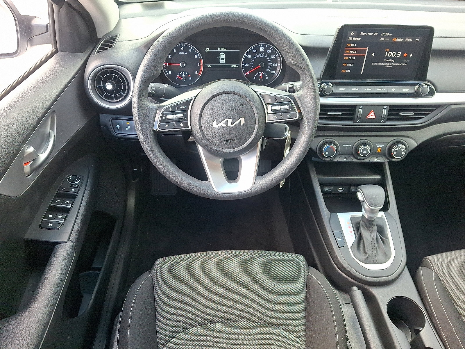 Certified 2023 Kia Forte LXS w/ LXS Technology Package image 11