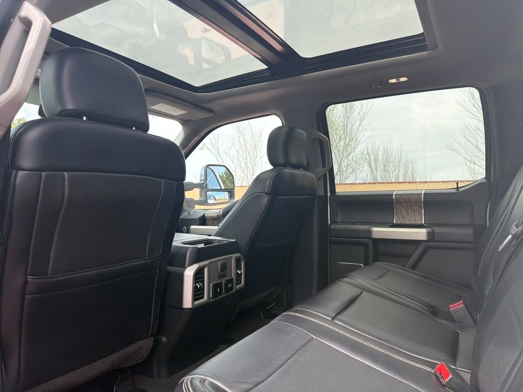 Used 2019 Ford F450 Lariat w/ Lariat Ultimate Package AWD/4WD image 23