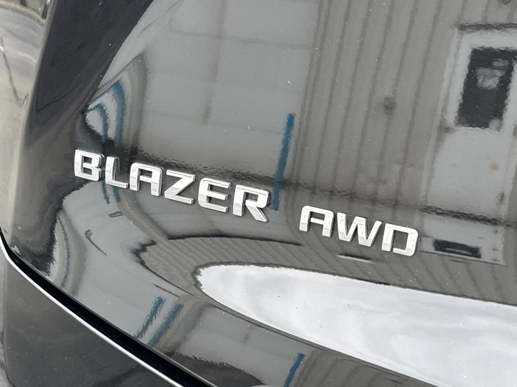 Used 2023 Chevrolet Blazer Premier AWD/4WD image 11