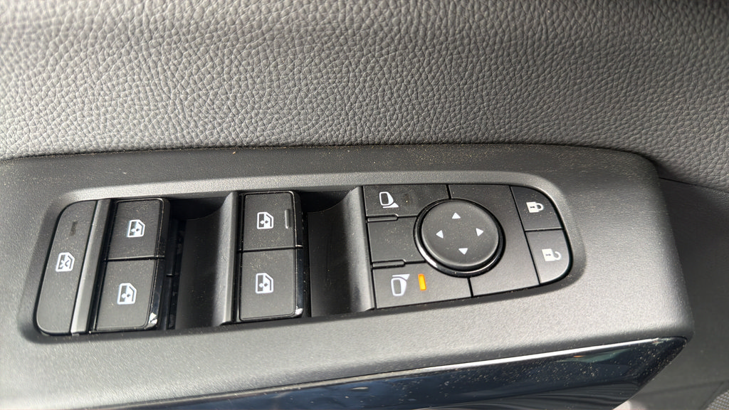 New 2026 Nissan Pathfinder SV w/ SV Premium Package AWD/4WD image 22