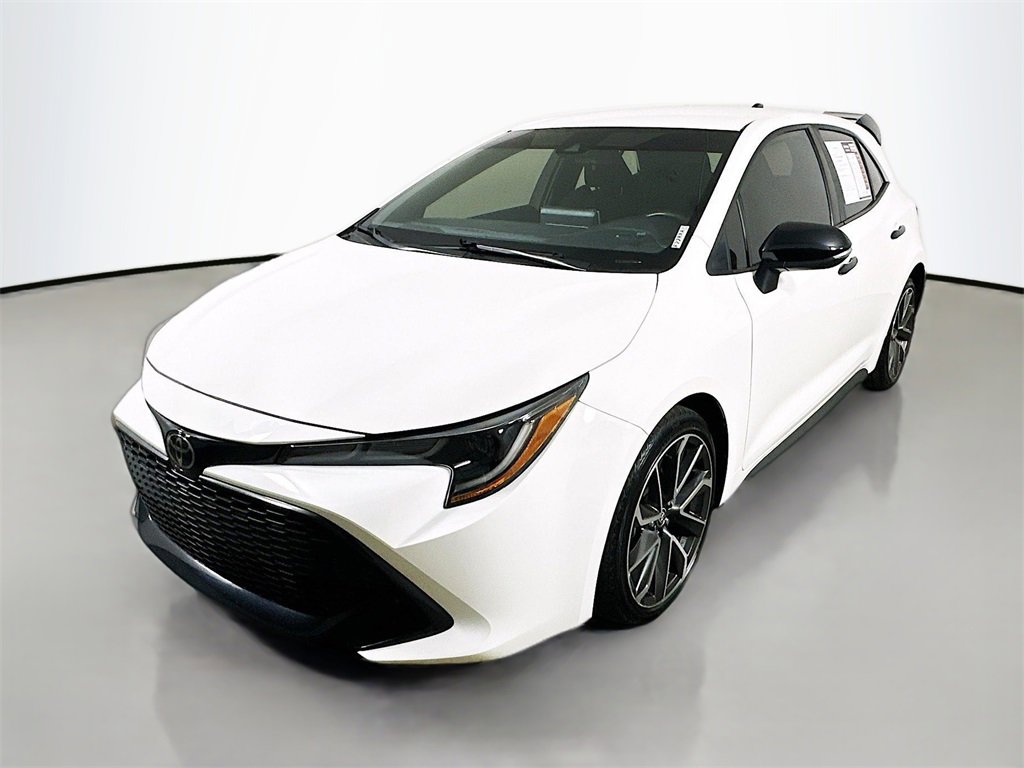 Used 2022 Toyota Corolla SE image 3