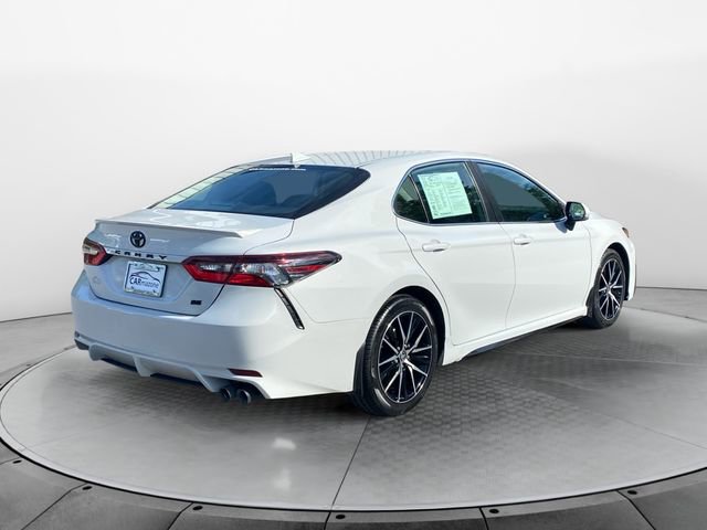 Used 2023 Toyota Camry SE FWD image 5