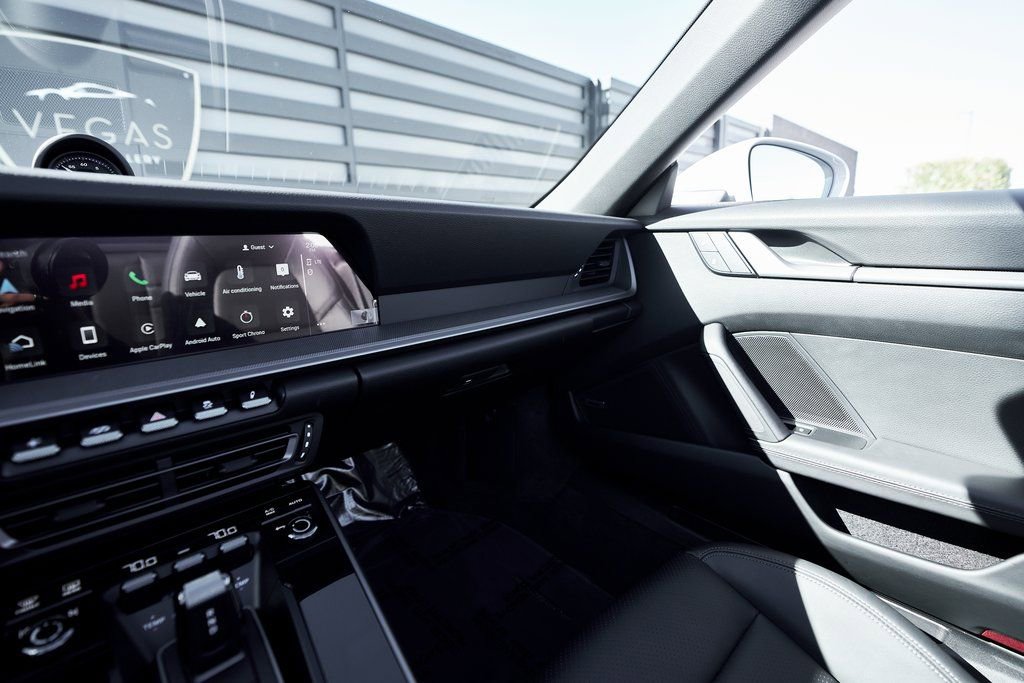 Used 2024 Porsche 911 Carrera 4S image 69