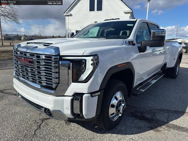 New 2026 GMC Sierra 3500 Denali w/ Denali Reserve Package image 2