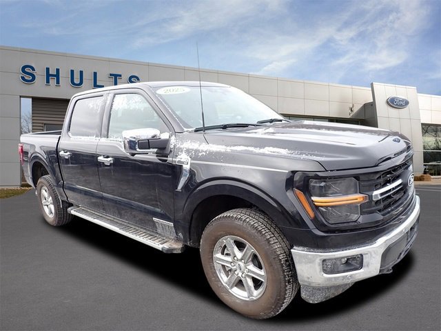 Used 2025 Ford F150 XLT w/ Equipment Group 302A MID image 3