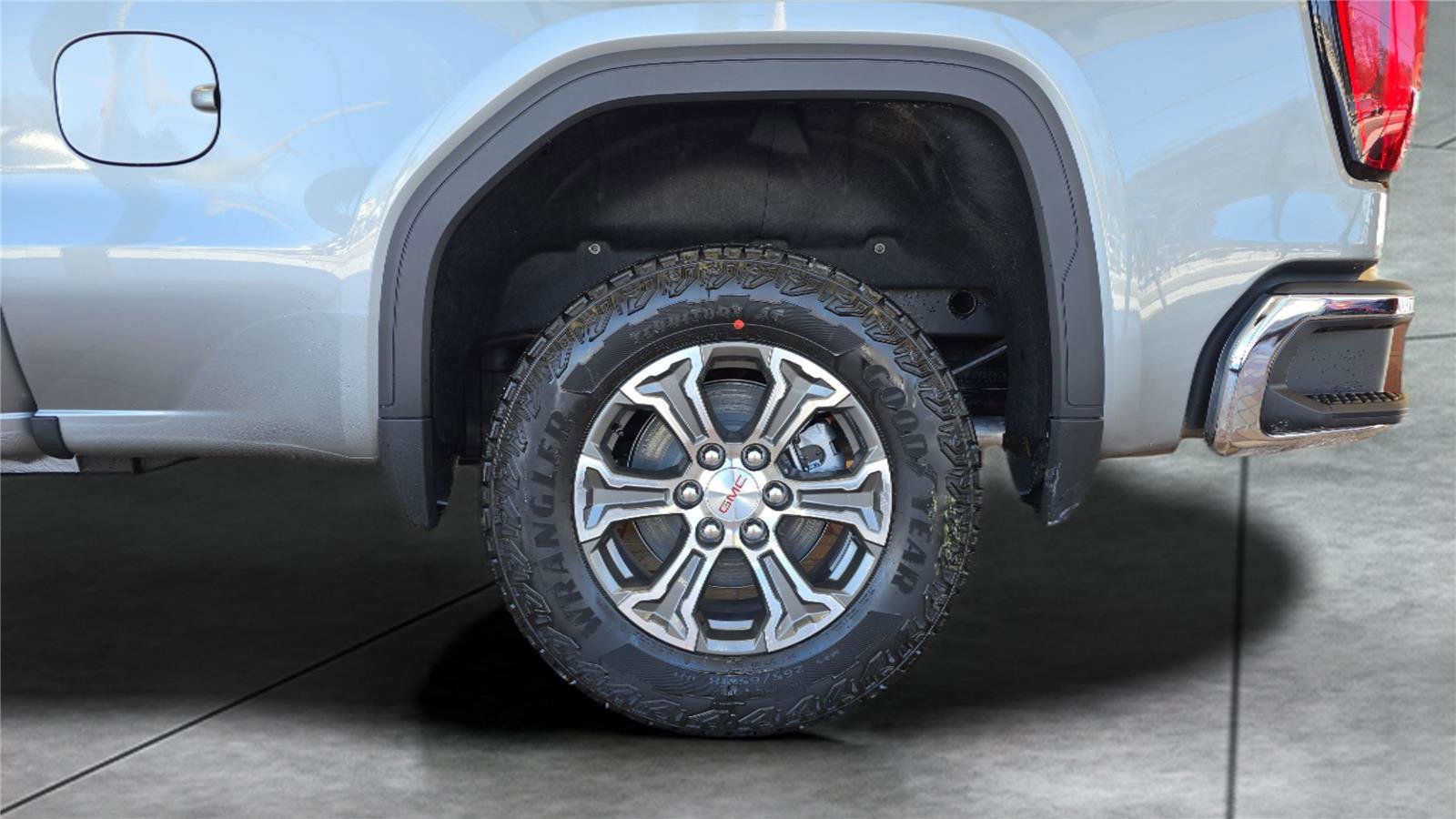 New 2026 GMC Sierra 1500 SLE image 27