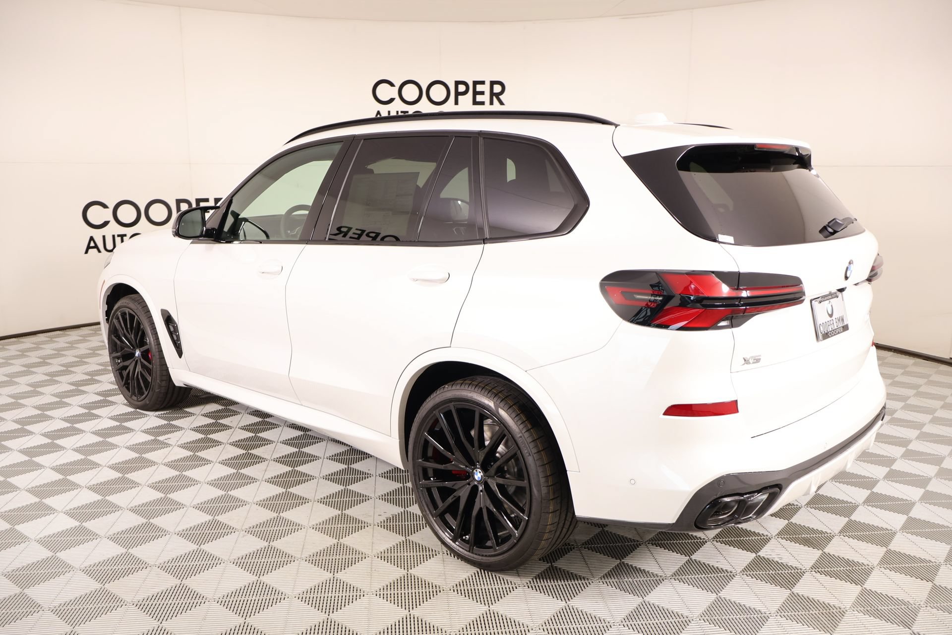 New 2026 BMW X5 M60i AWD/4WD image 23