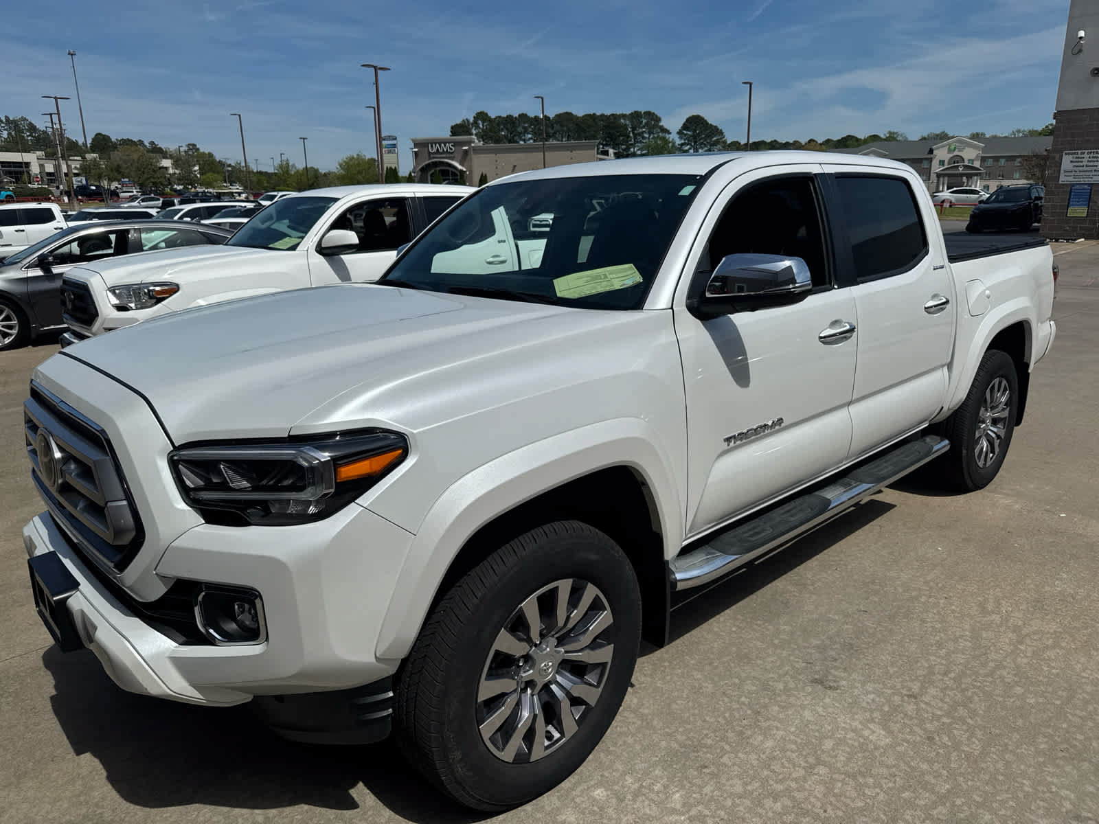 Used 2023 Toyota Tacoma Limited AWD/4WD image 2