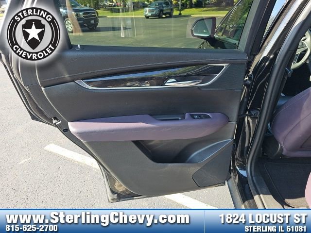 Used 2017 Cadillac XT5 Premium Luxury image 27