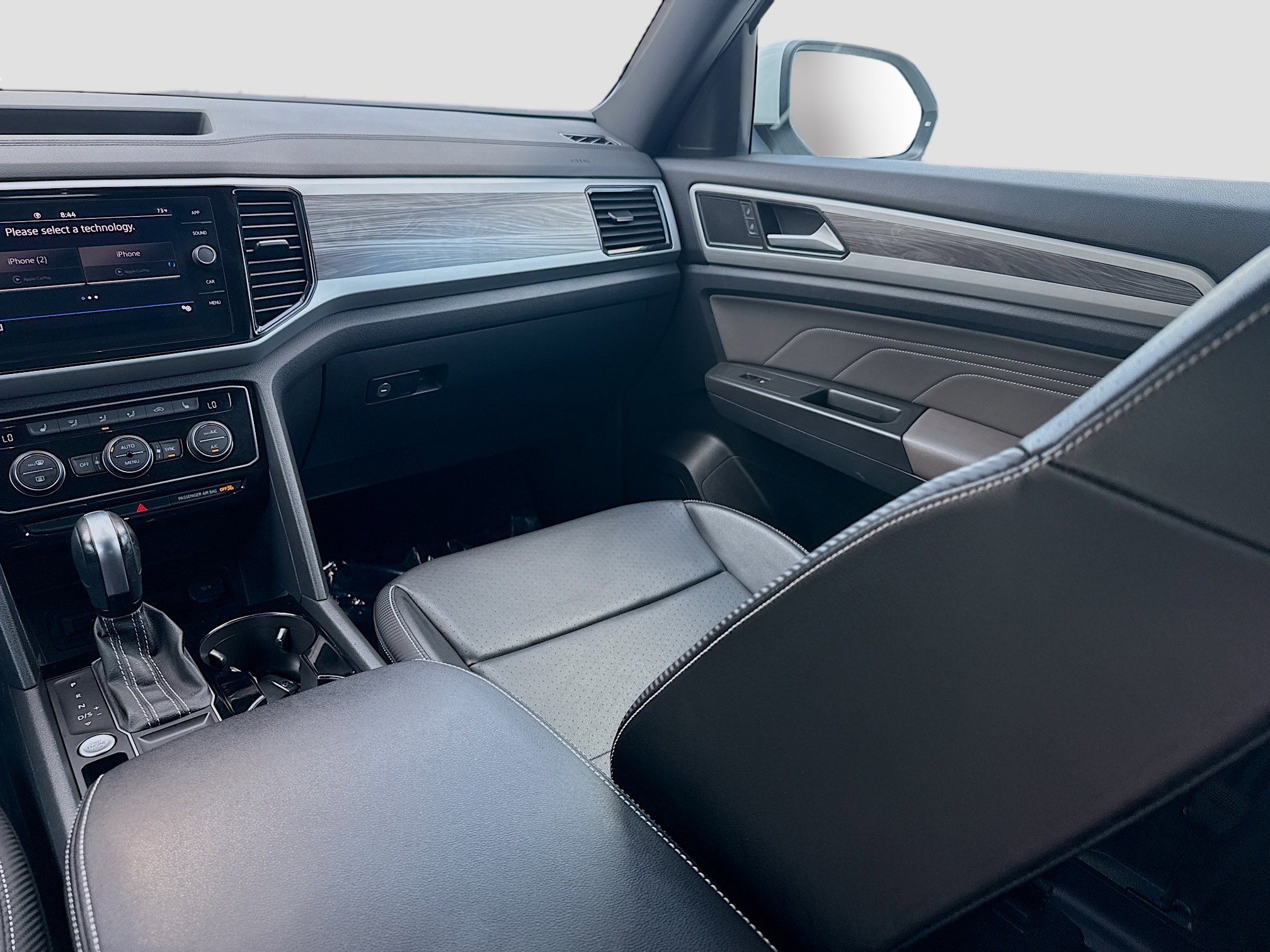 Used 2022 Volkswagen Atlas Cross Sport SE w/ Panoramic Sunroof Package image 21