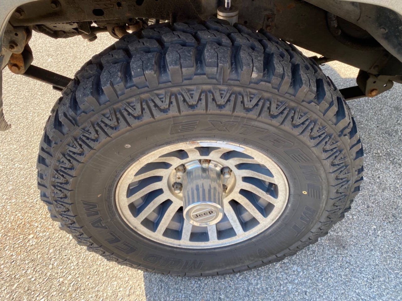 Used 1989 Jeep Grand Wagoneer AWD/4WD image 9