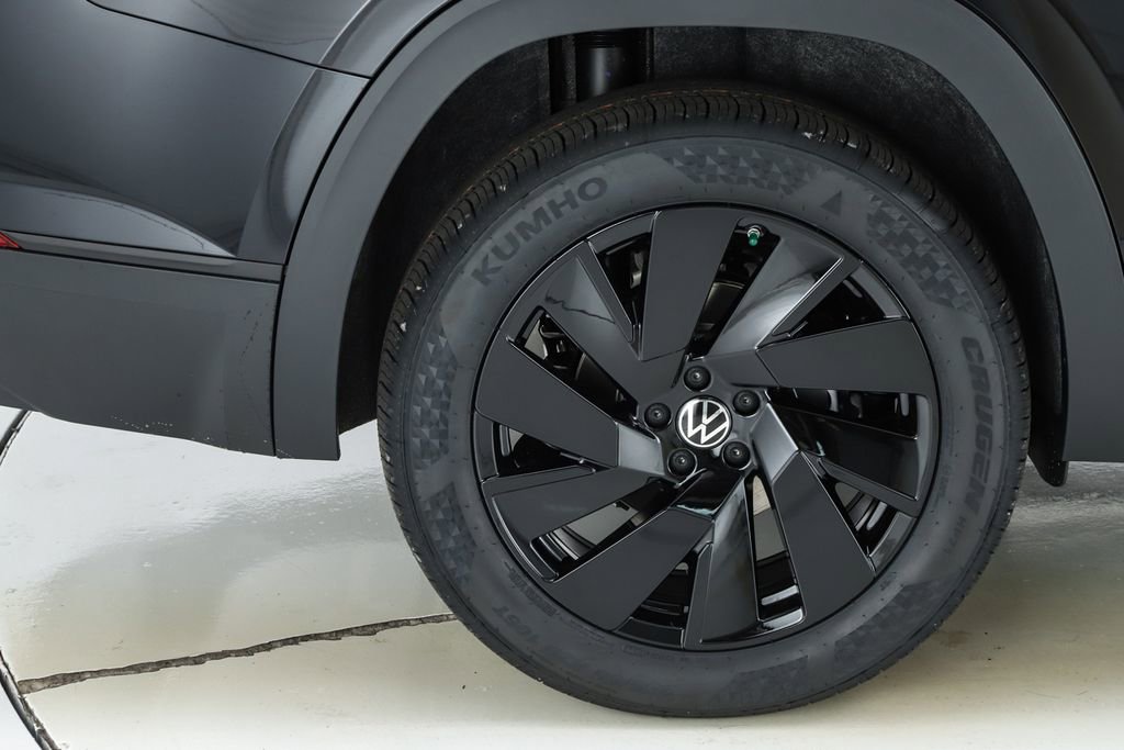 New 2026 Volkswagen Atlas SE image 13