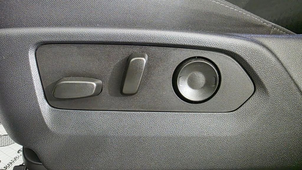 Used 2023 Chevrolet Silverado 1500 Custom w/ Rally Edition image 12