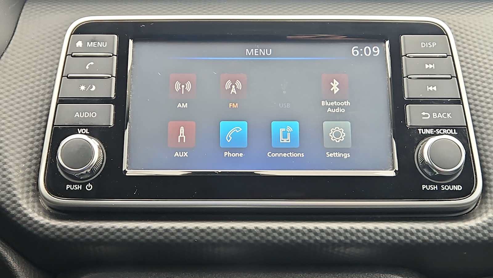 Used 2023 Nissan Kicks S FWD image 19