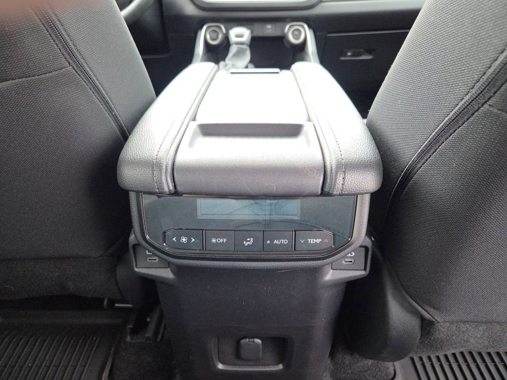 Used 2025 Toyota Grand Highlander FWD image 9