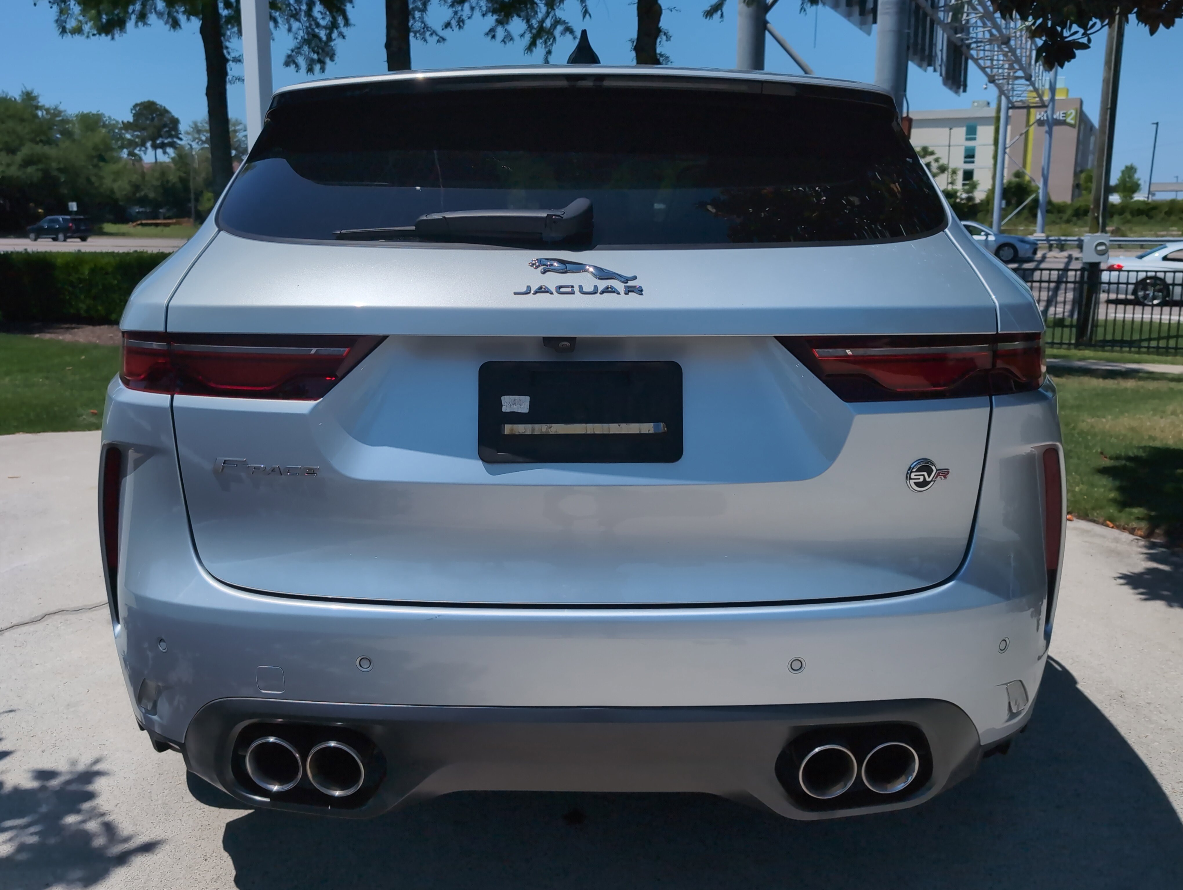 Used 2022 Jaguar F-PACE SVR AWD/4WD image 9