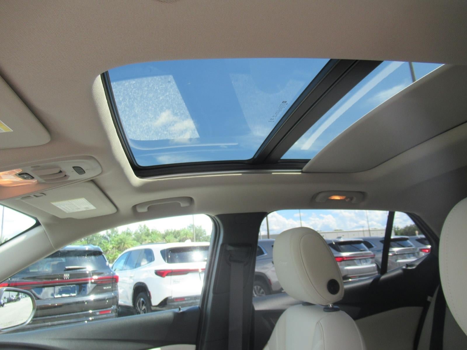 New 2026 Buick Encore GX Avenir w/ Avenir Technology Package FWD image 17