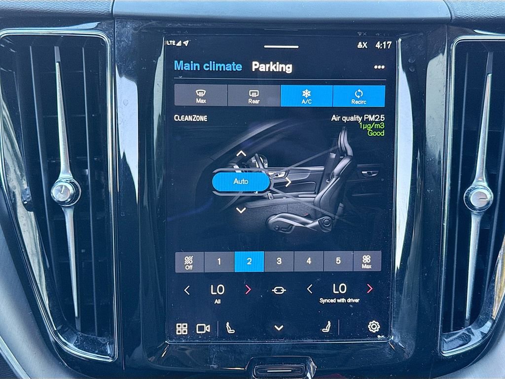 Used 2022 Volvo XC60 T8 Inscription Expression image 17