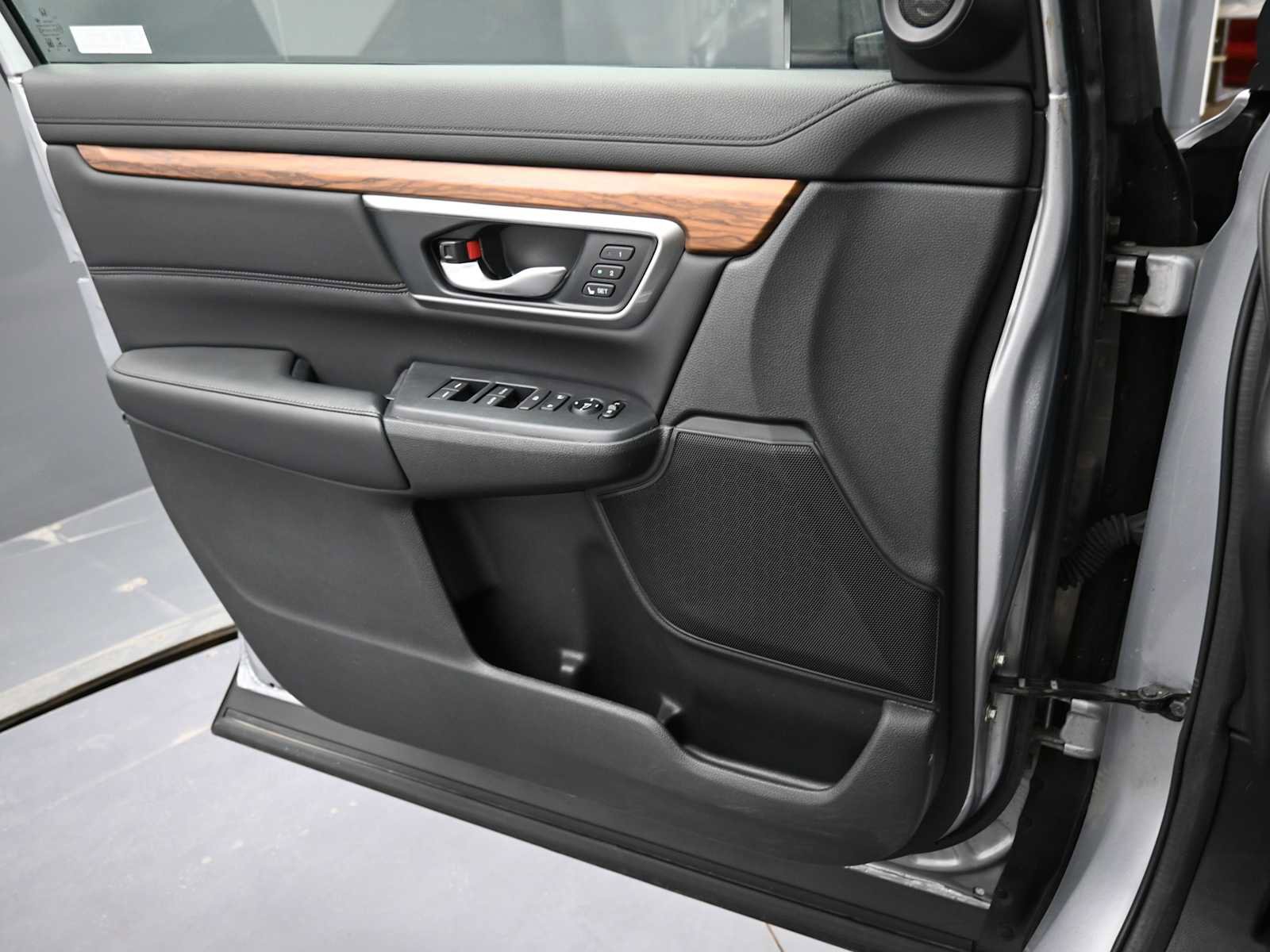 Used 2019 Honda CR-V EX-L image 10