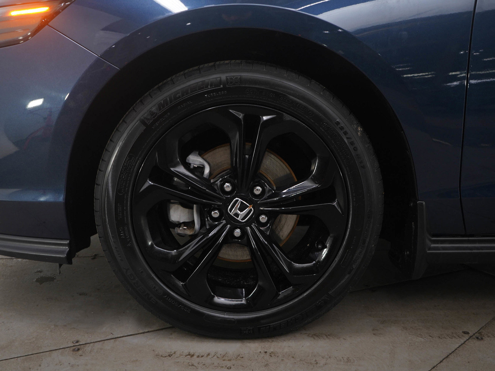 Used 2024 Honda Accord EX image 27