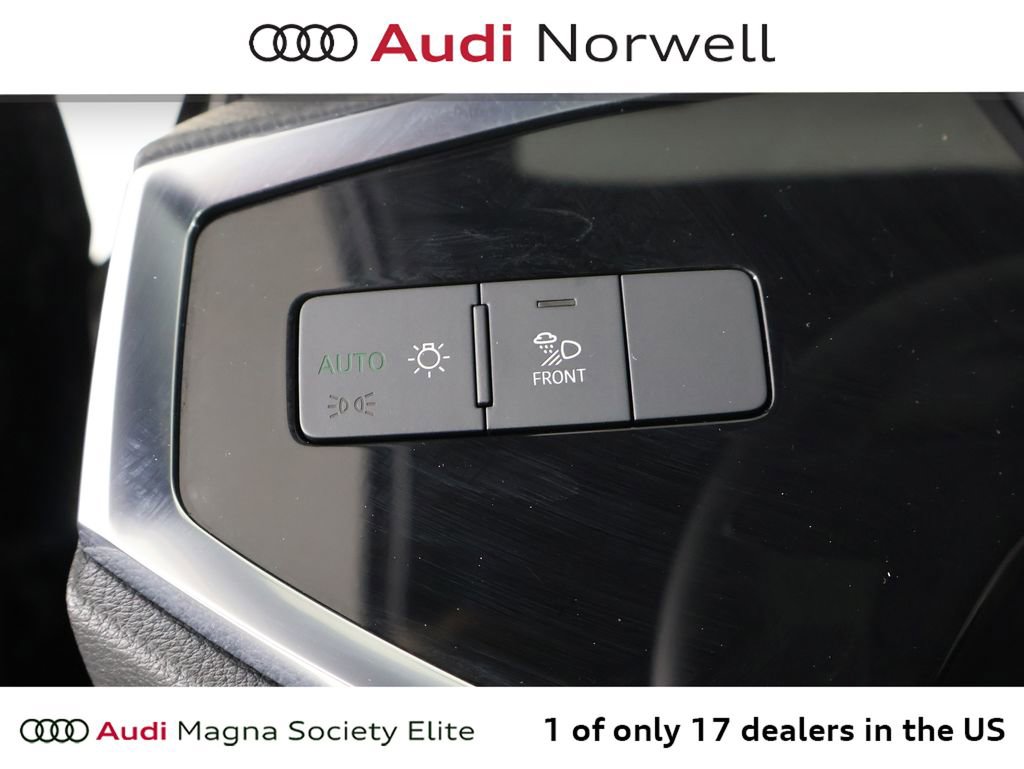 Used 2025 Audi Q3 2.0T Premium w/ Convenience Package image 27