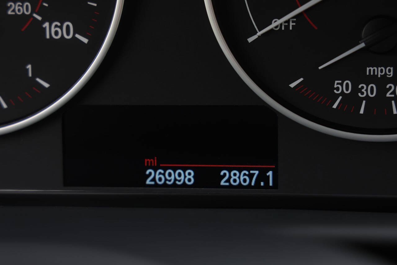 Used 2017 BMW M240i Coupe RWD image 13
