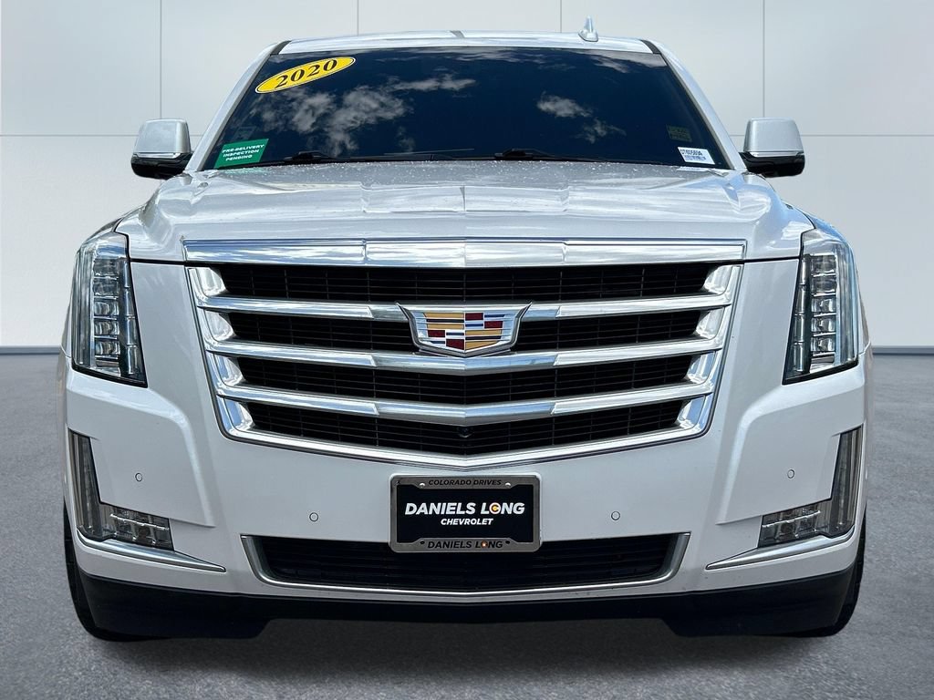 Used 2020 Cadillac Escalade Luxury AWD/4WD image 3